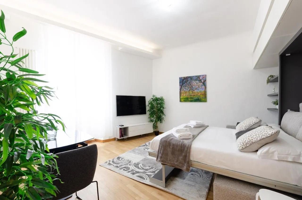 Design Apartment - Spadolini, Campus Bocconi Milano 0*,  Italia